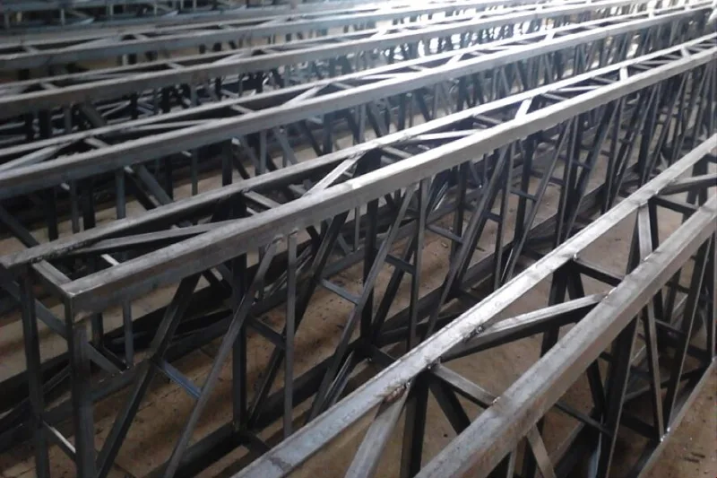 Fabricação de estrutura metálica